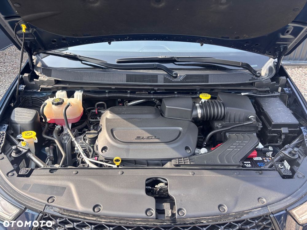 Chrysler Pacifica - 31
