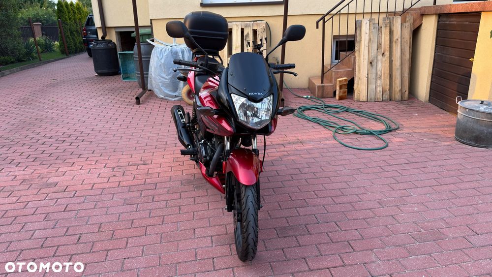 Honda CBF - 1