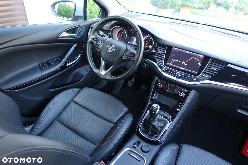 Opel Astra 1.6 D Start/Stop 120 Jahre - 16