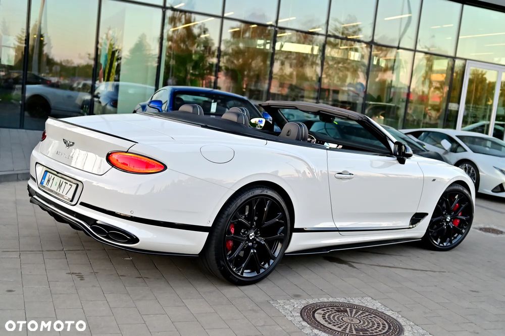 Bentley Continental GT - 11