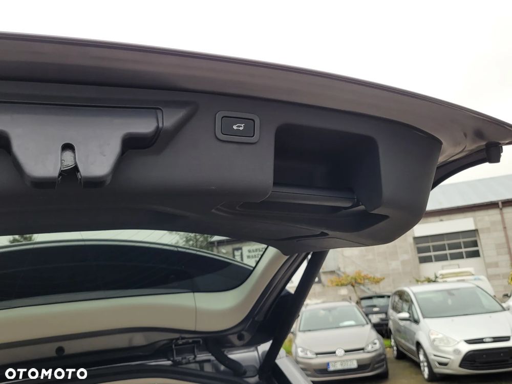 Land Rover Discovery Sport - 22