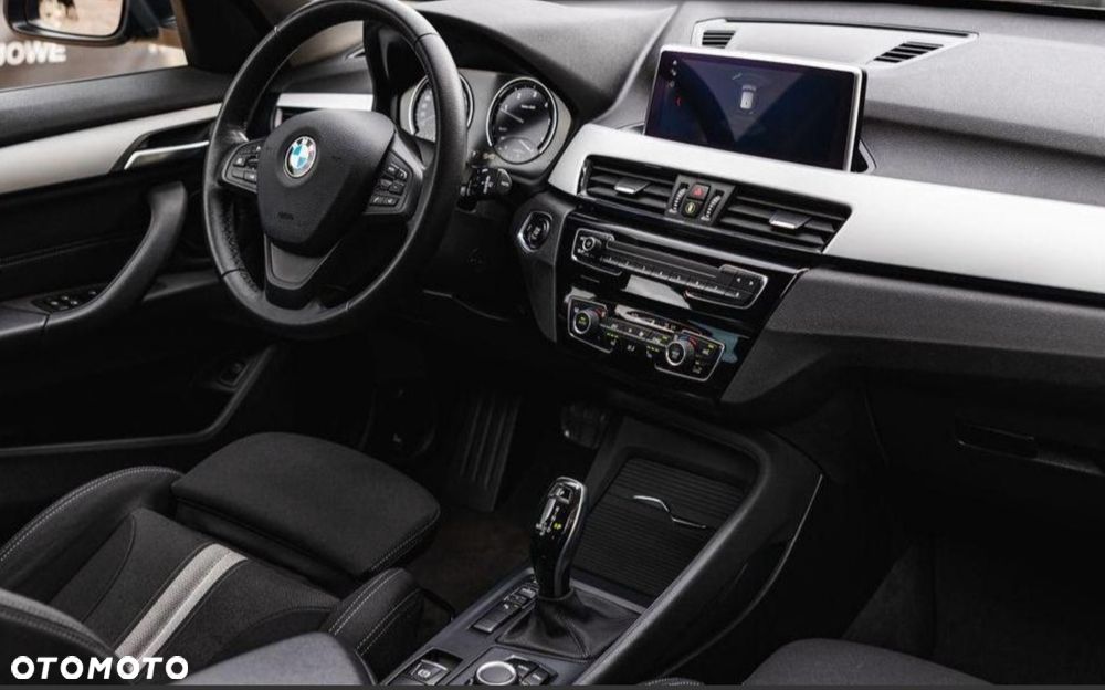 BMW X1 sDrive18d Advantage sport - 21