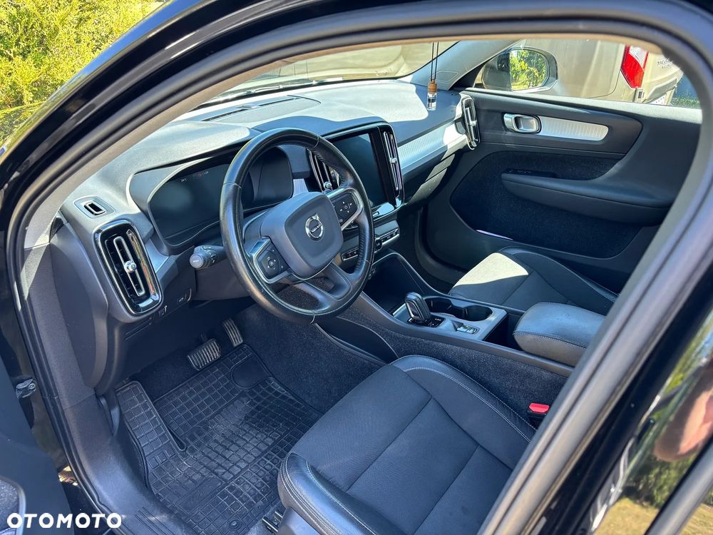 Volvo V40 D3 Momentum Pro - 5