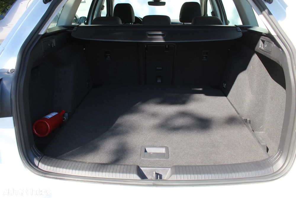 Volkswagen Golf 2.0 TDI Style - 30