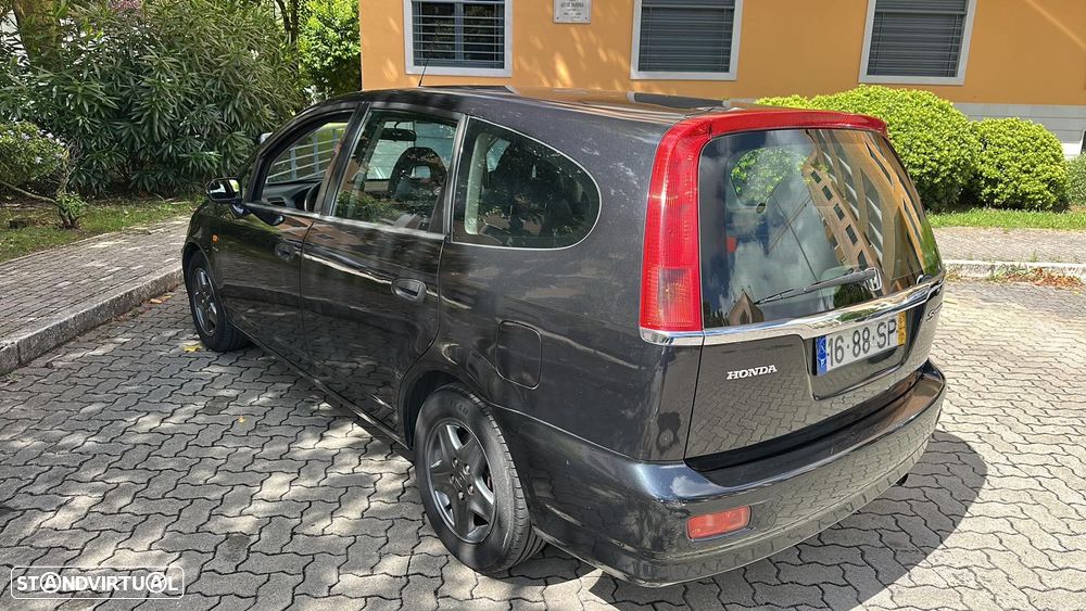 Honda Stream 1.7 ES - 6