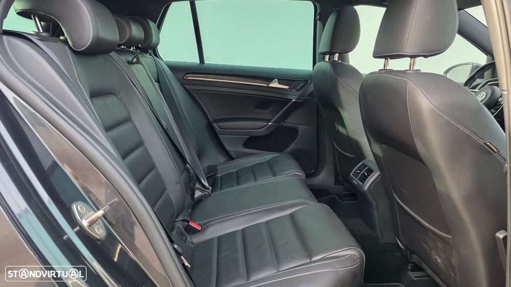 VW Golf 2.0 TDI GTD DSG - 18