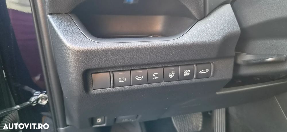 Toyota RAV4 2.5 VVT-iE 4x4 Luxury Plus - 23