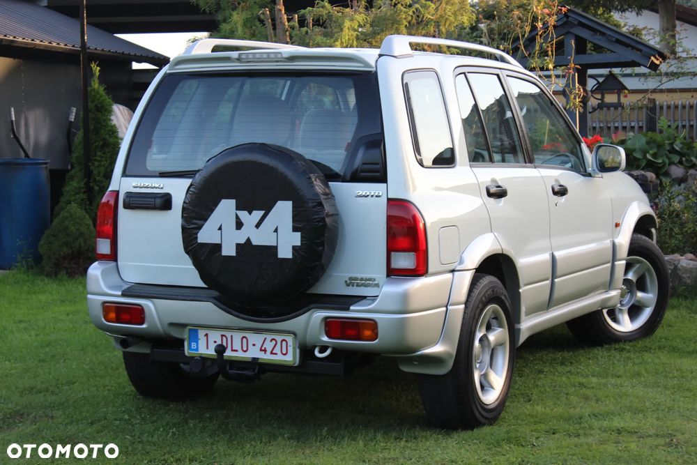 Suzuki Grand Vitara 2.0 TD Comfort - 14