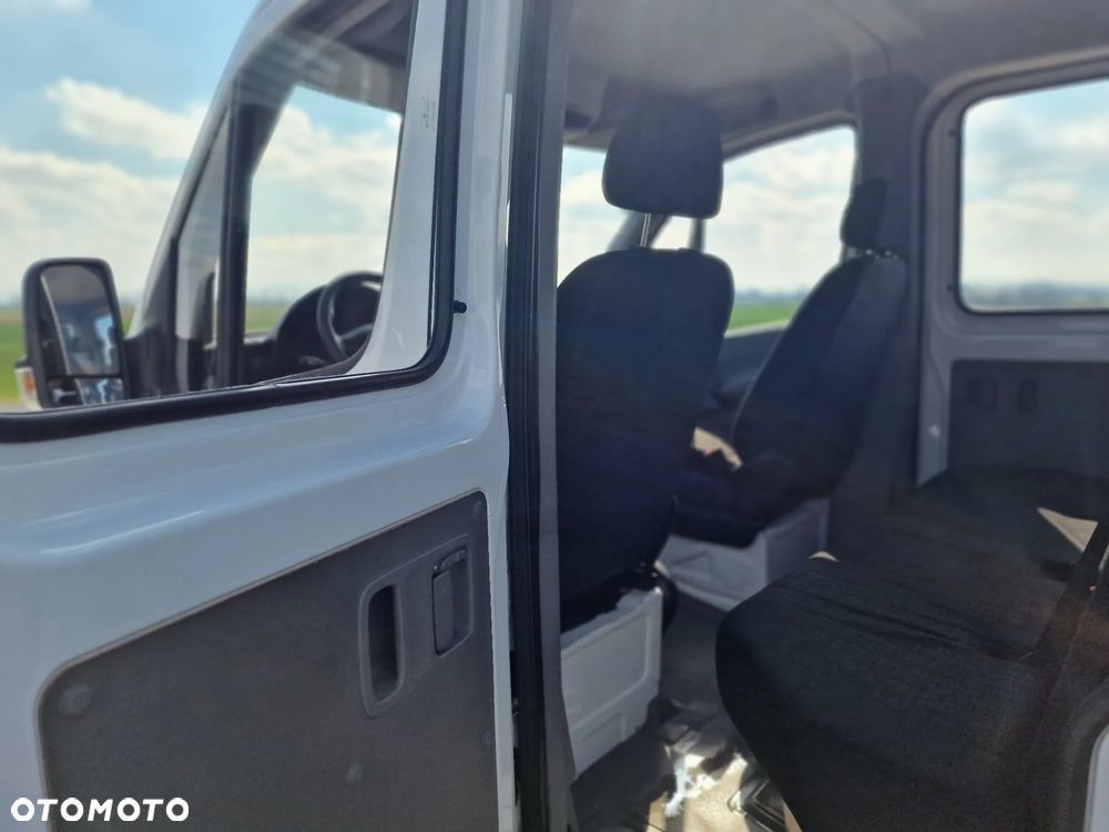 Mercedes-Benz SPRINTER DOKA - 16