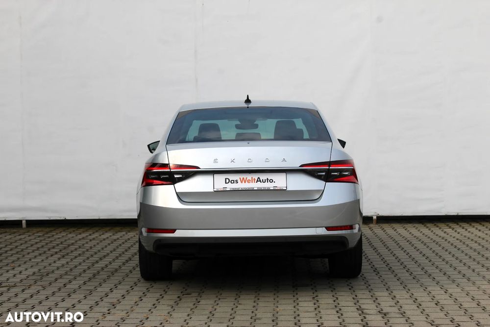 Skoda Superb 2.0 TDI DSG Style - 5