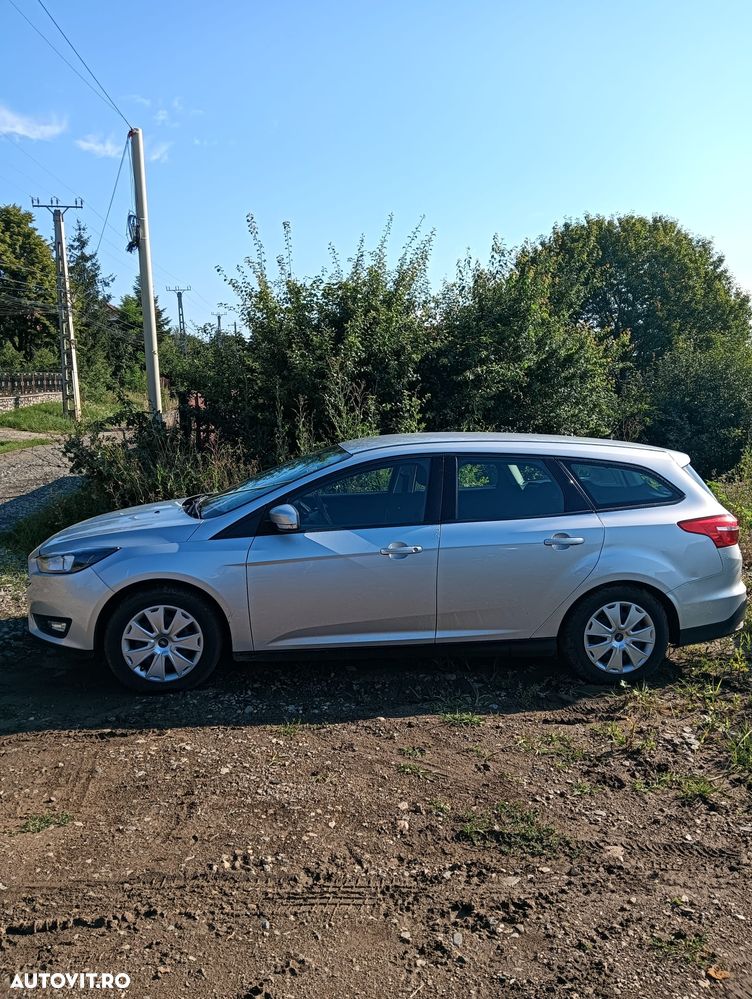 Ford Focus - 13