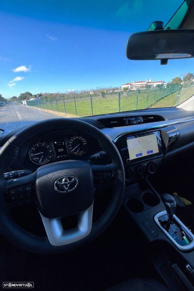 Toyota Hilux 2.4 D-4D 4WD CD CM Aut. - 10