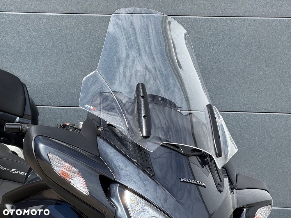 Honda ST - 2