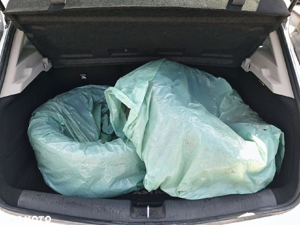 Opel Astra 1.4 T Elite - 13