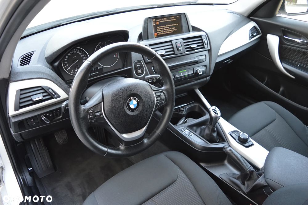 BMW Seria 1 114d Sport Line - 27