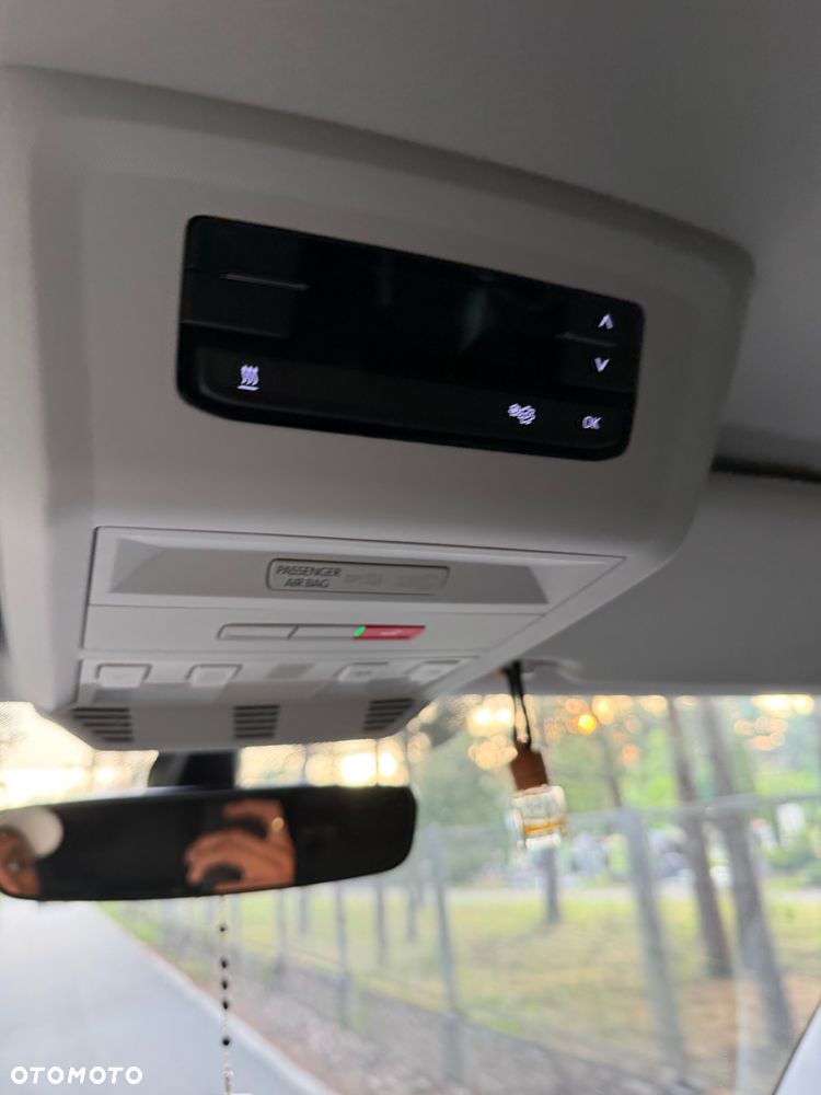 Volkswagen Caravelle 2.0 TDI L2 Trendline DSG - 12