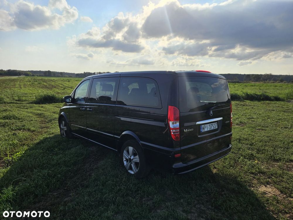 Mercedes-Benz Viano - 9