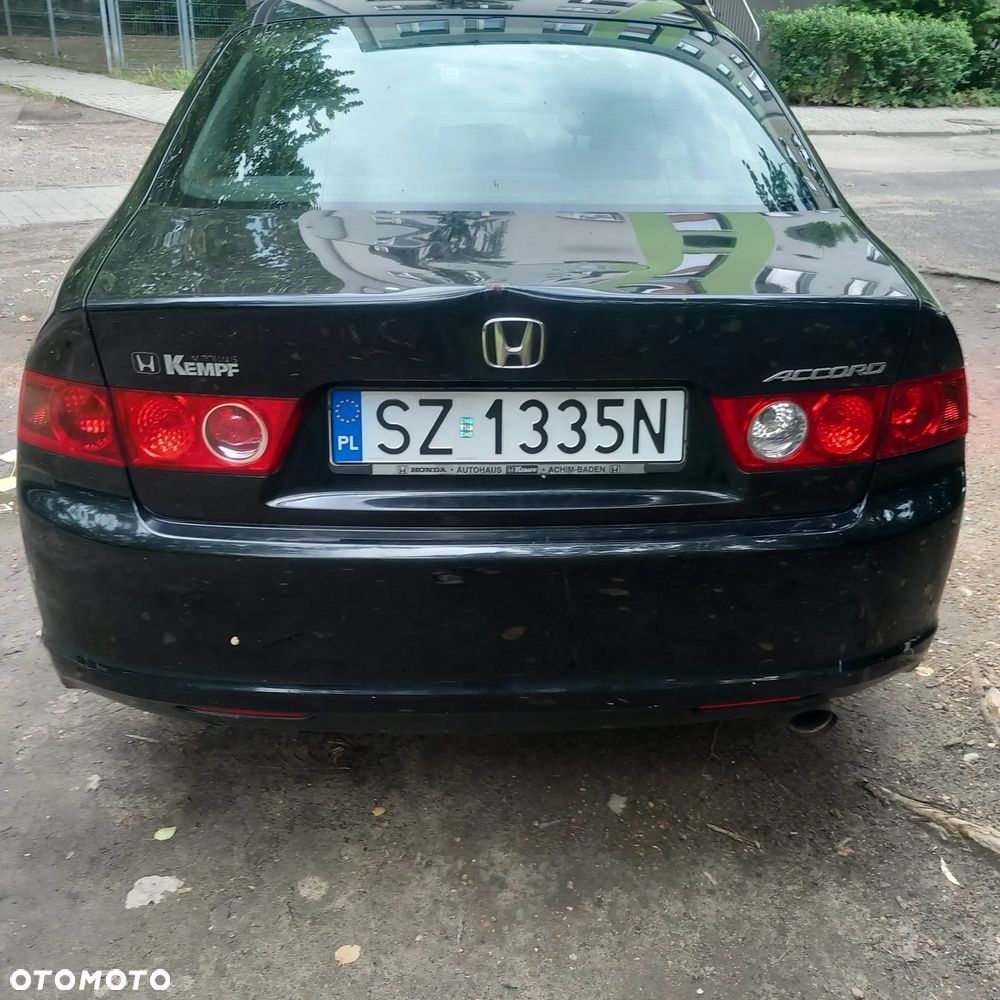 Honda Accord 2.0 i Executive - 16