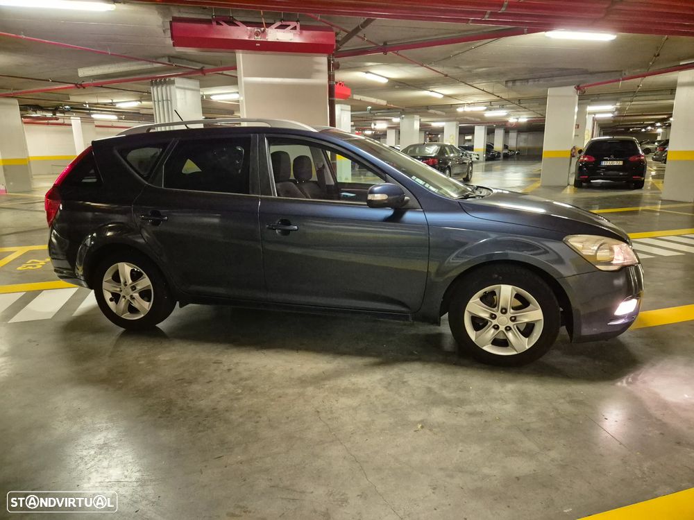 Kia Ceed SW 1.4 CVVT LX ISG - 11