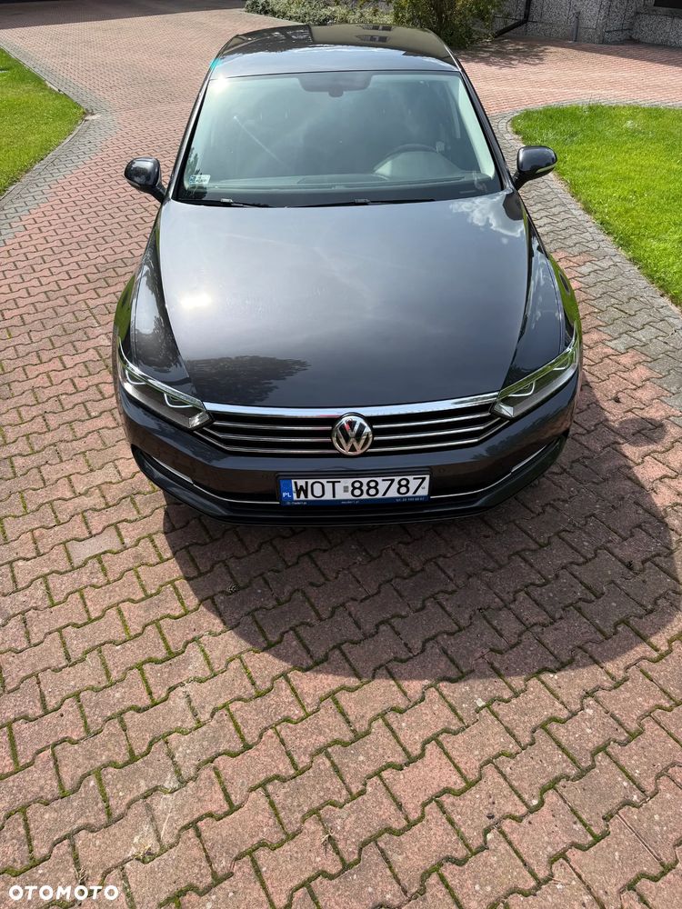 Volkswagen Passat 2.0 TDI BMT Comfortline - 10
