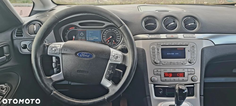 Ford S-Max 2.3 Titanium - 23