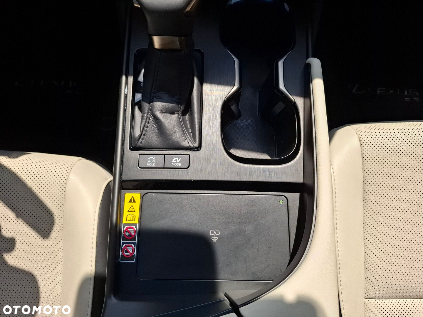 Lexus ES - 34