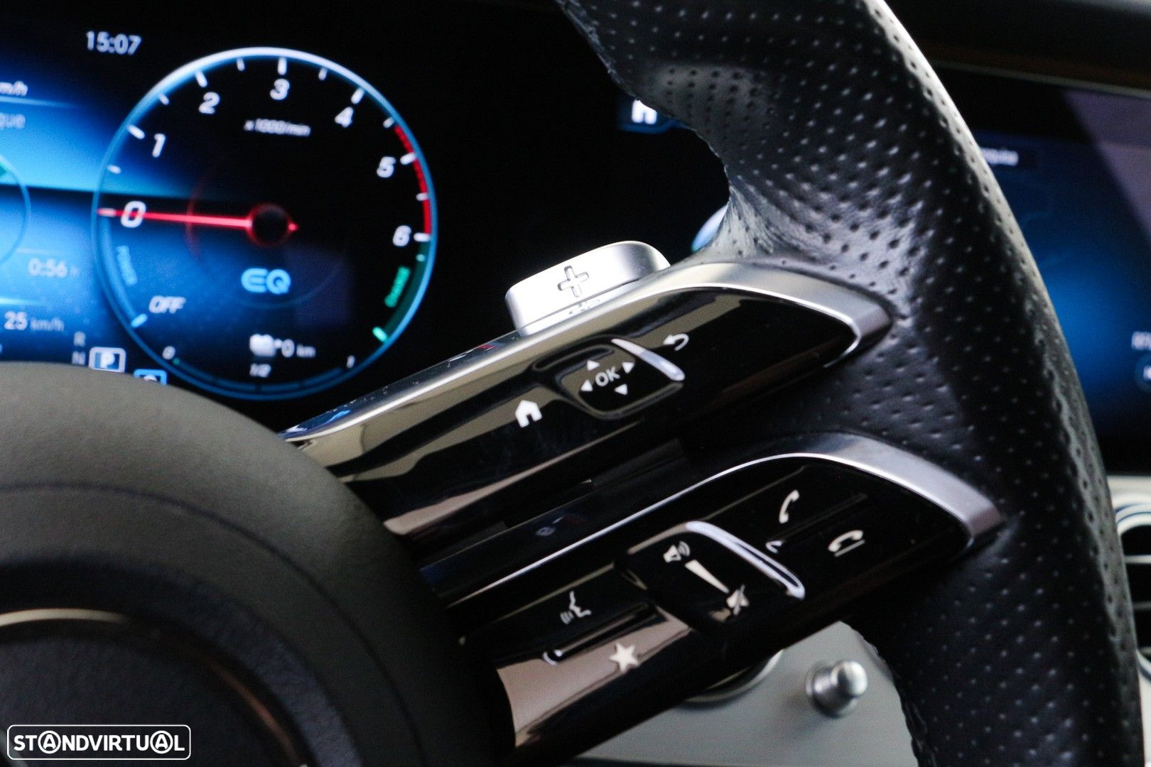 Mercedes-Benz E 300 de AMG Line - 34
