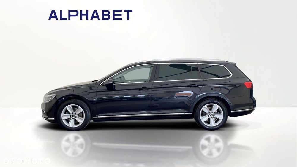 Volkswagen Passat - 2