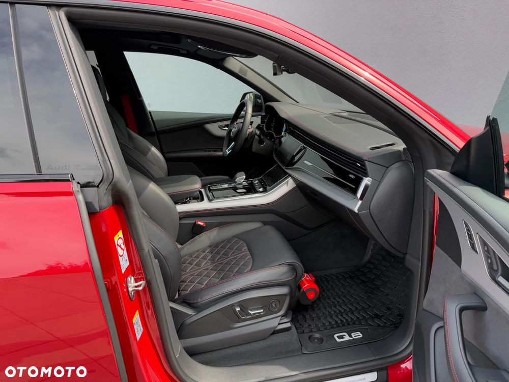 Audi Q8 - 11