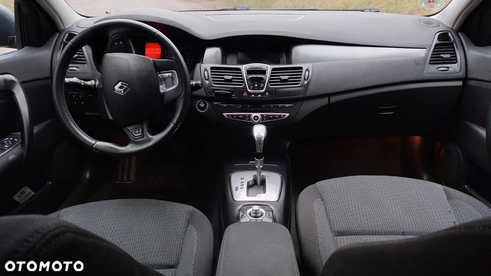 Renault Laguna dCi 150 FAP Dynamique - 32