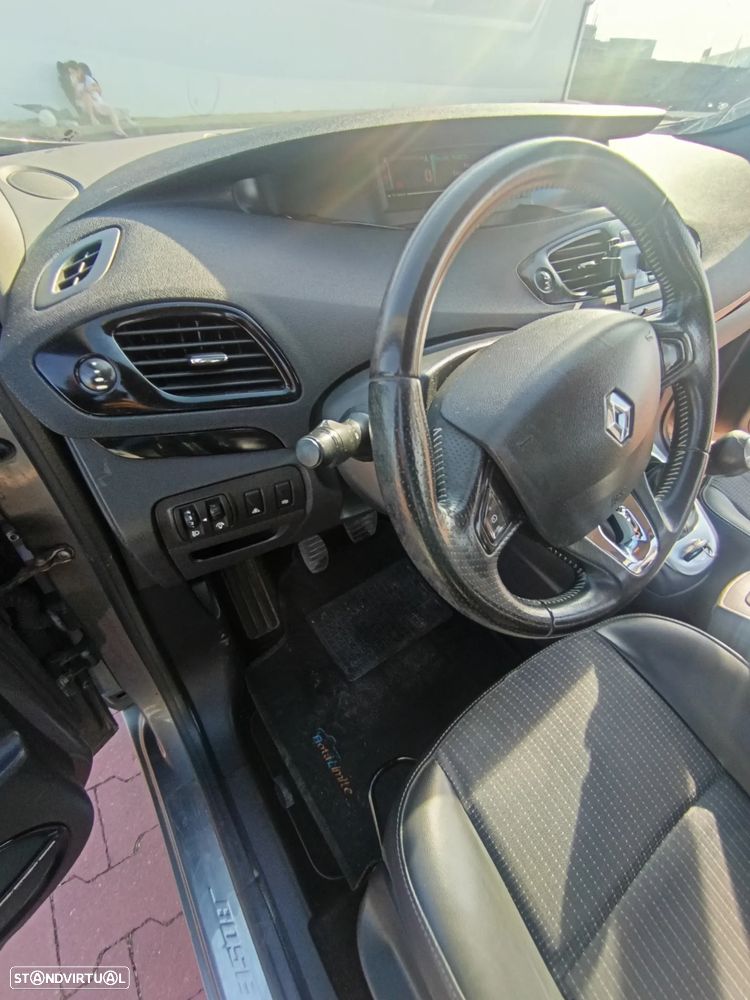 Renault Grand Scénic Energy dCi 110 S&S Bose Edition - 10