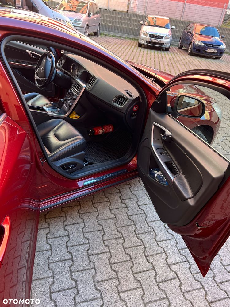 Volvo S60 D3 Geartronic Summum - 18