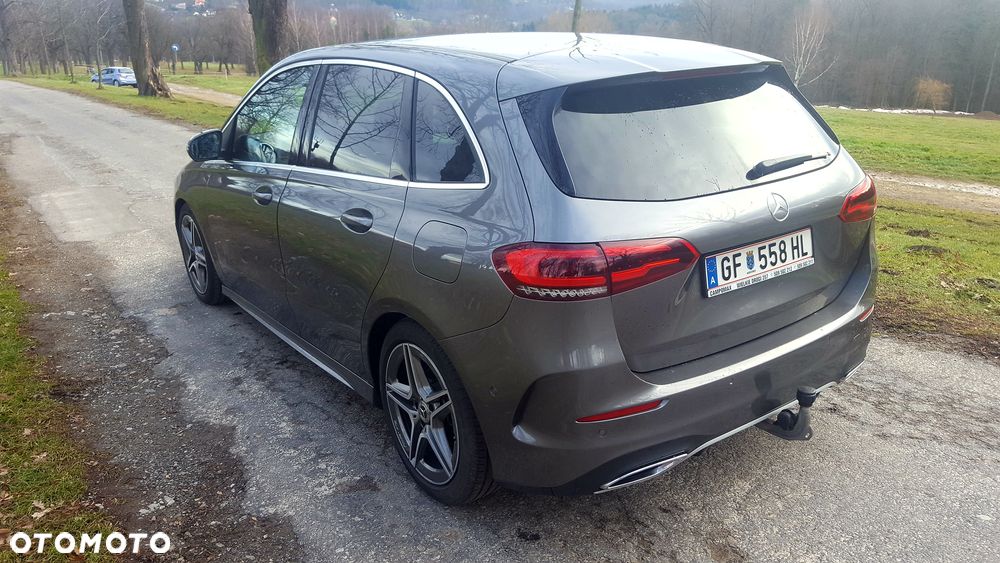 Mercedes-Benz Klasa B 180 d AMG Line 7G-DCT - 7