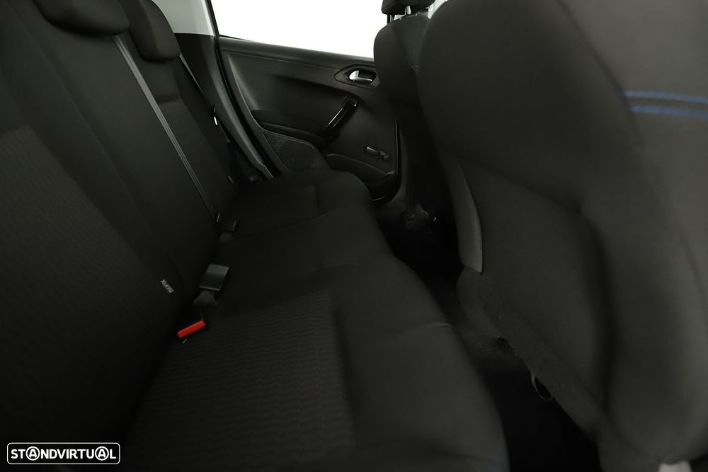 Peugeot 208 1.6 BlueHDi Style - 21