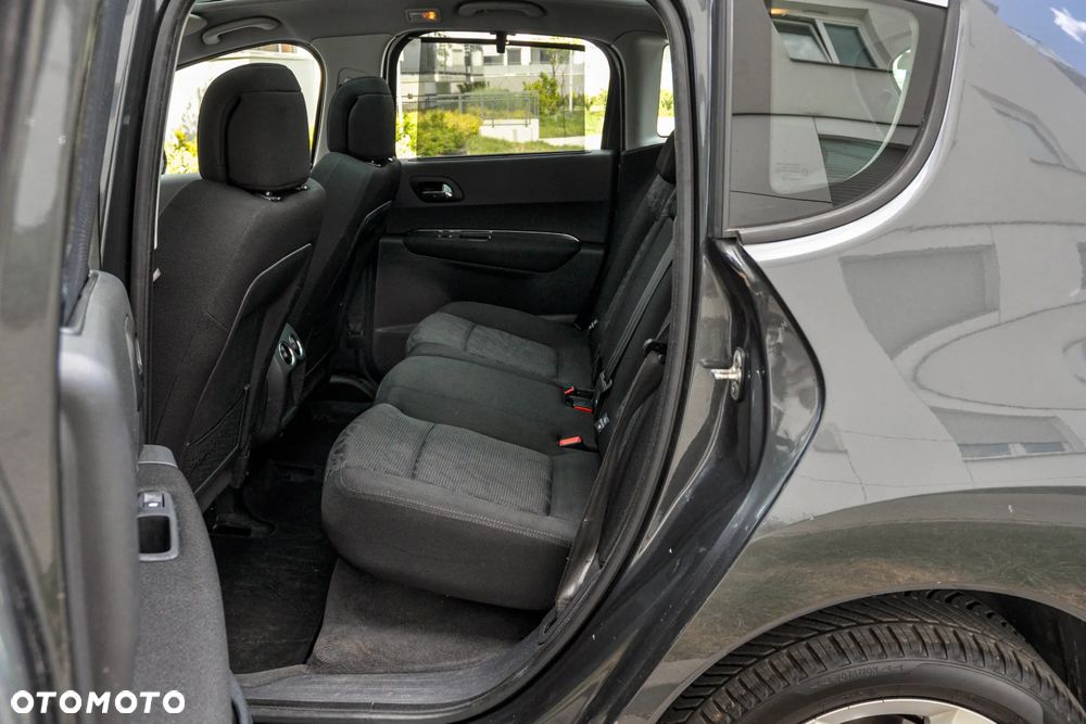 Peugeot 3008 - 8