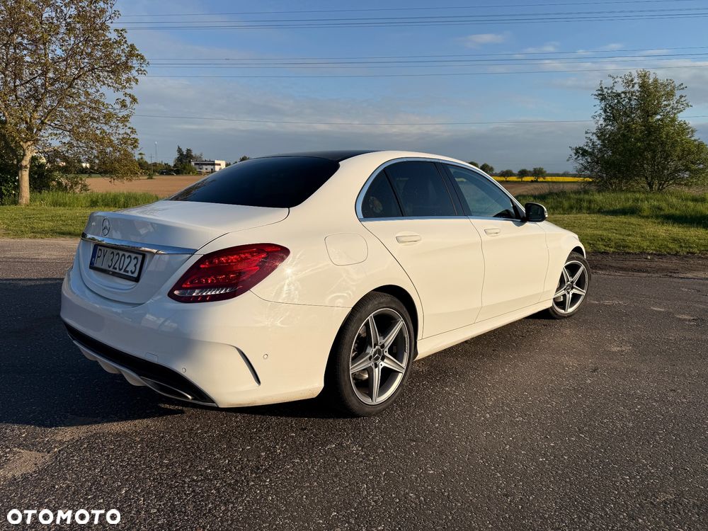 Mercedes-Benz Klasa C 200 4-Matic 9G-TRONIC - 3