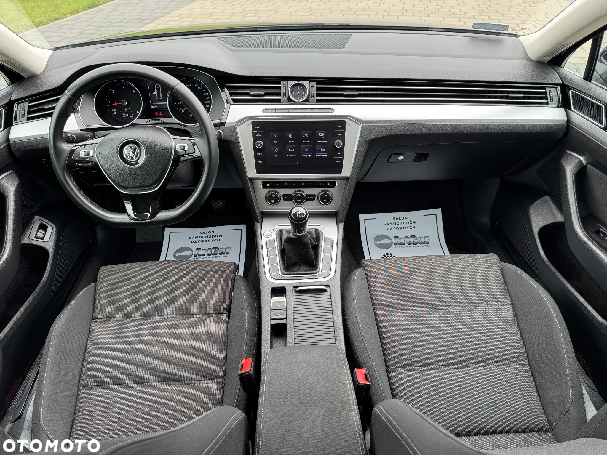 Volkswagen Passat 2.0 TDI BMT Highline - 31