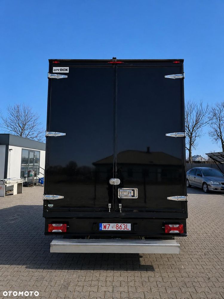 Iveco DAILY 40 C35 - 9
