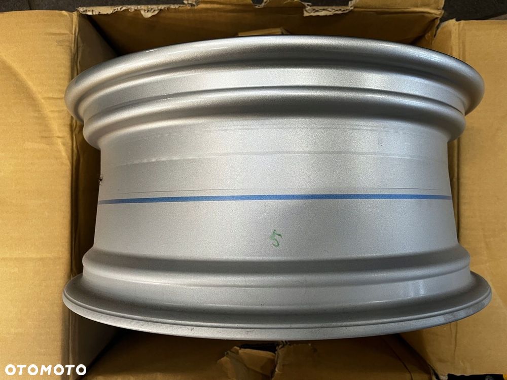 Felga TOYOTA RAV4 AVENSIS 7x17 ET45 42611-42381 - 3
