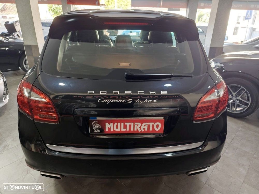 Porsche Cayenne S Hybrid - 6