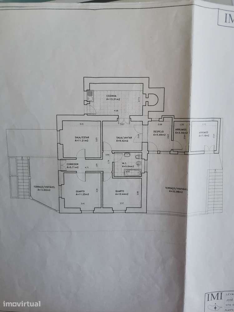 Casa rústica em ruínas com terreno perto a vila do Porto Da Cruz - Grande imagem: 5/6
