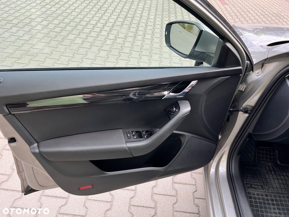 Skoda Octavia 1.6 TDI Style - 9