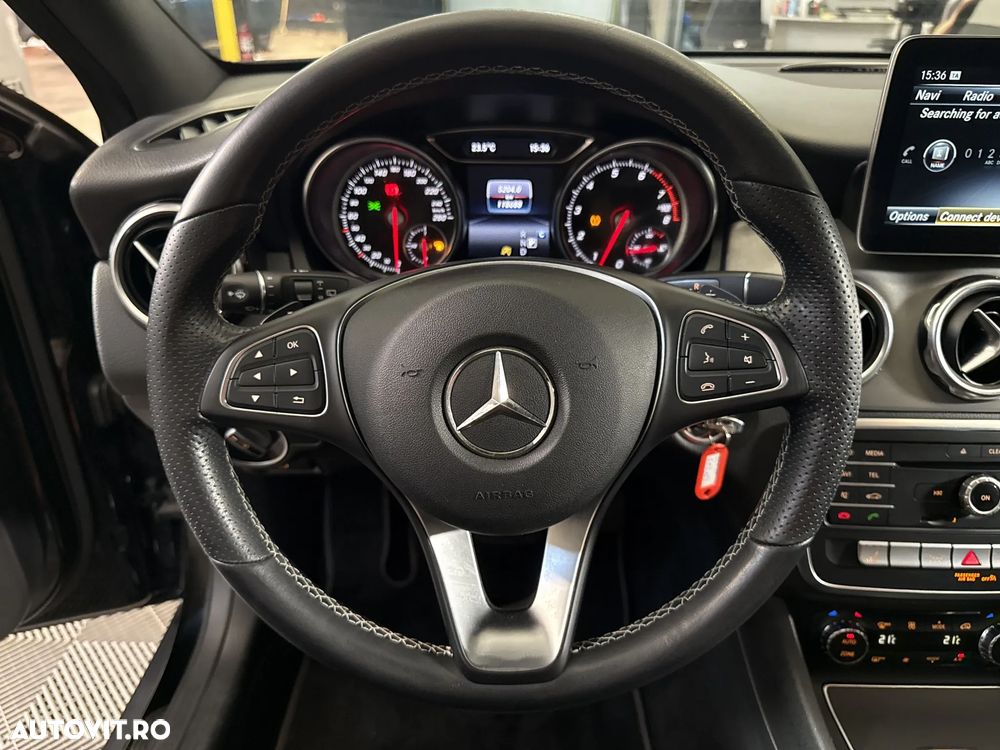 Mercedes-Benz GLA - 17