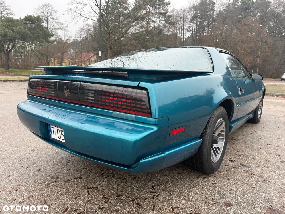 Pontiac Firebird - 8