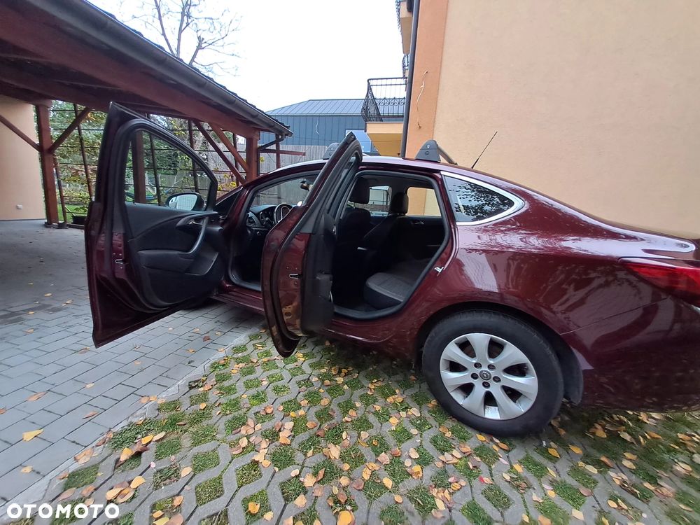 Opel Astra 1.4 T EU6 - 7