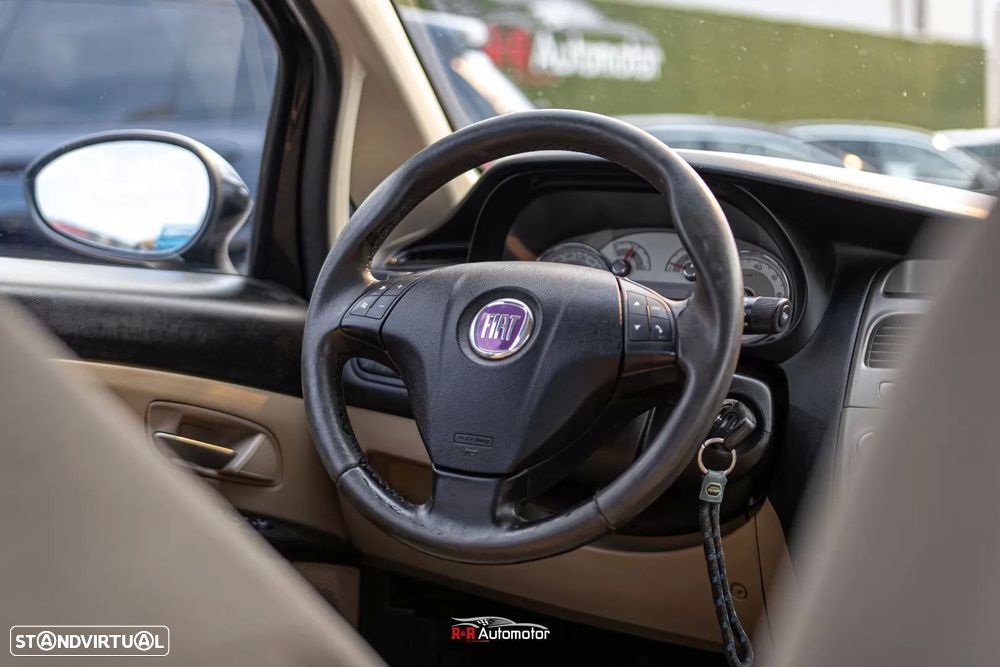 Fiat Linea 1.3 M-Jet Emotion - 14