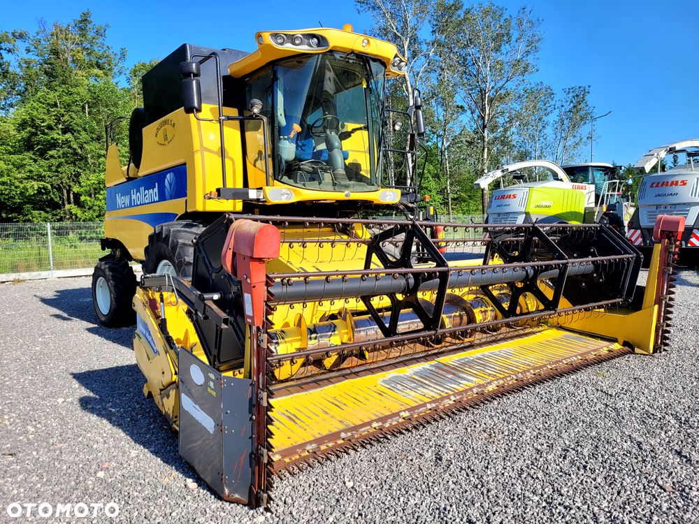 New Holland CSX 7070 Stół do rzepaku - 5