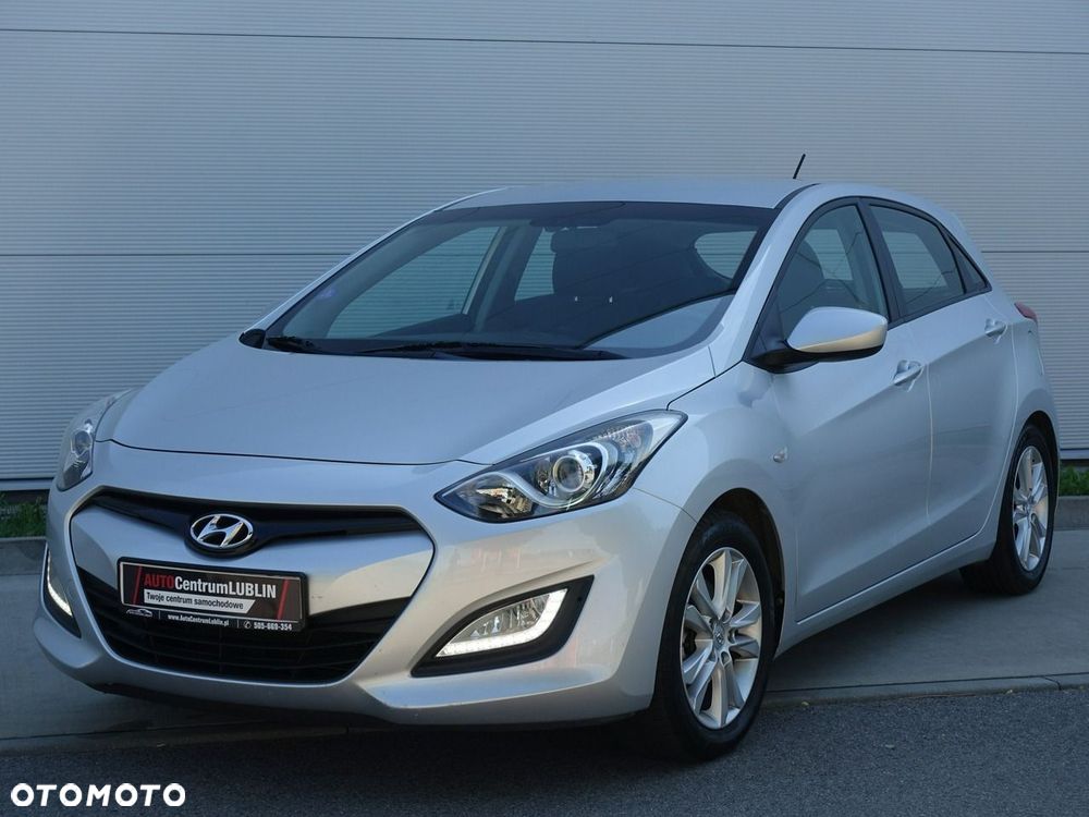 Hyundai i30 1.4 Premium - 1