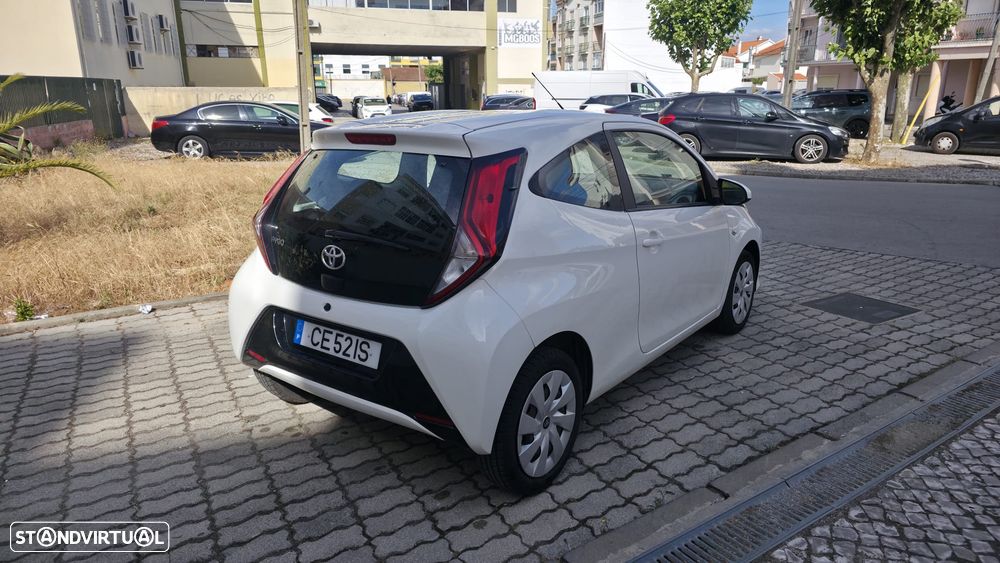 Toyota Aygo 1.0 X-Play Plus MM - 7