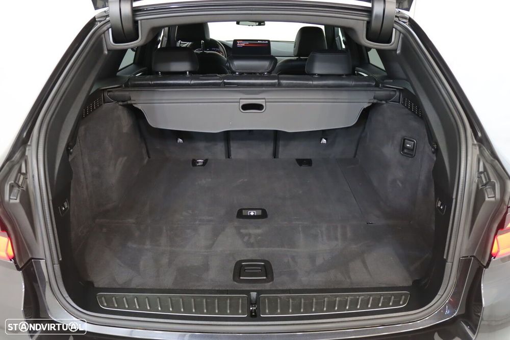 BMW 520 d Pack Desportivo M Auto - 10